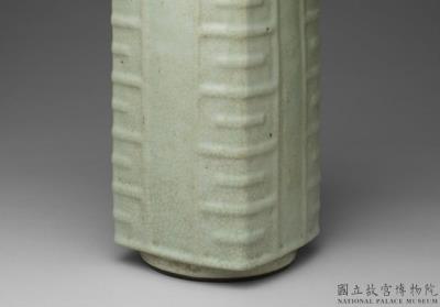 图片[2]-Cong shaped vase with green glaze, Qing dynasty, Qianlong reign (1736-1795)-China Archive